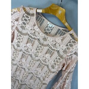 Ultra Pink Lace Bell Sleeve Top Blouse Sheer‎ Womens Size M Romantic Whimsical